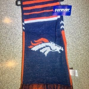 Forever Collectibles NFL Broncos Scarf